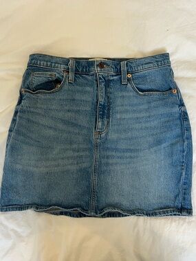 Universal Thread Jean Skirt